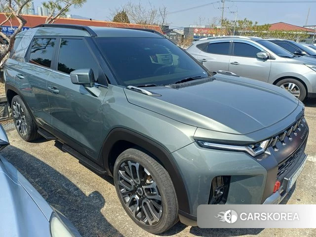 Ssangyong Torres 2022 Темно-зеленый из Кореи, фото 5