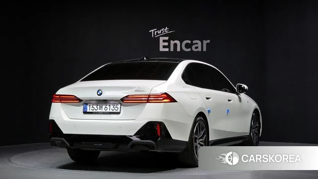 BMW 5 Series (G60) id 3952790 из Кореи 12