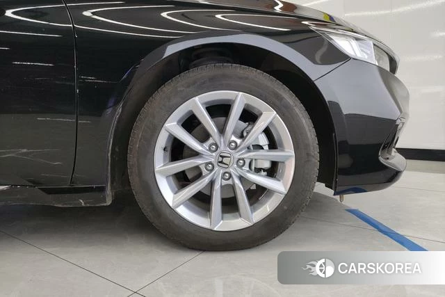 Honda Accord id 4321381 из Китая 9