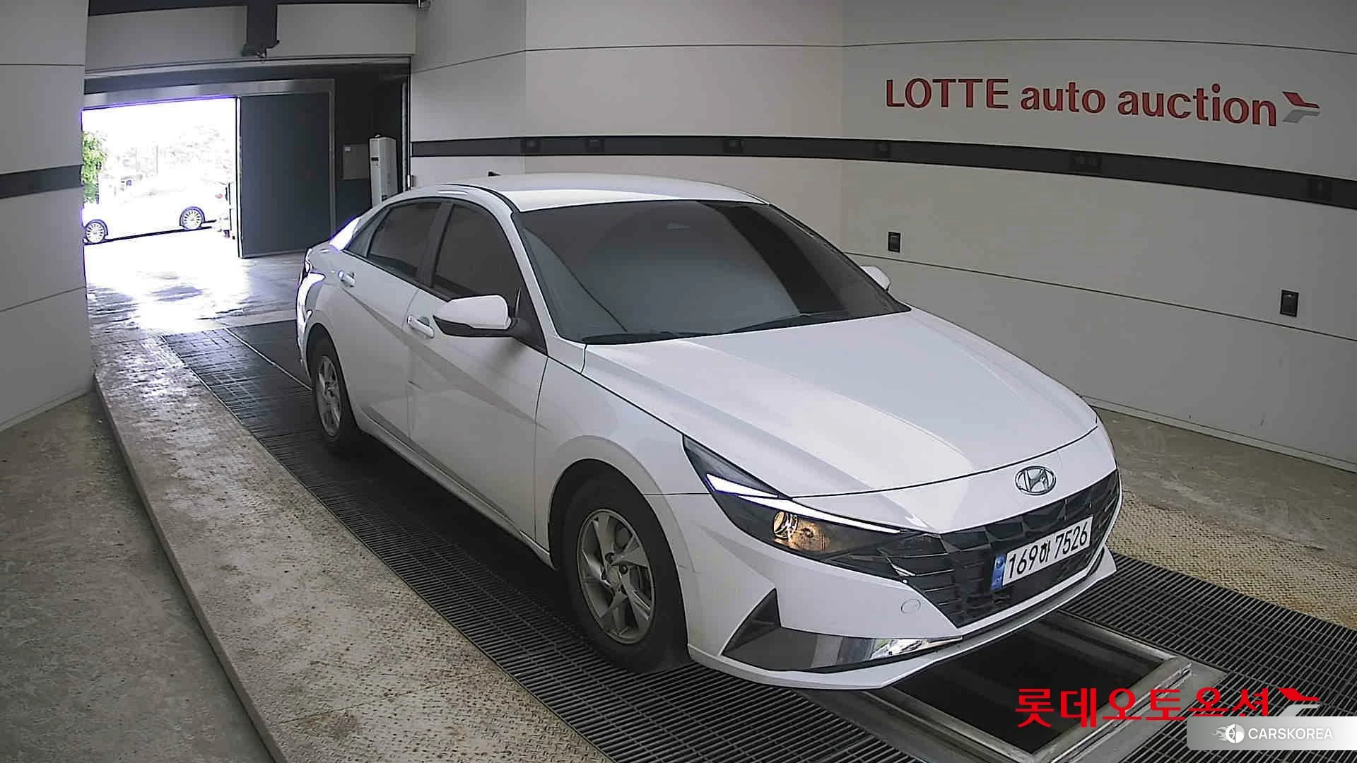 Hyundai Avante id 4289303 из Кореи 12