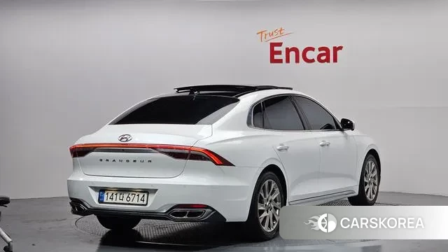 Hyundai The New Grandeur IG Hybrid id 3473985 из Кореи 12