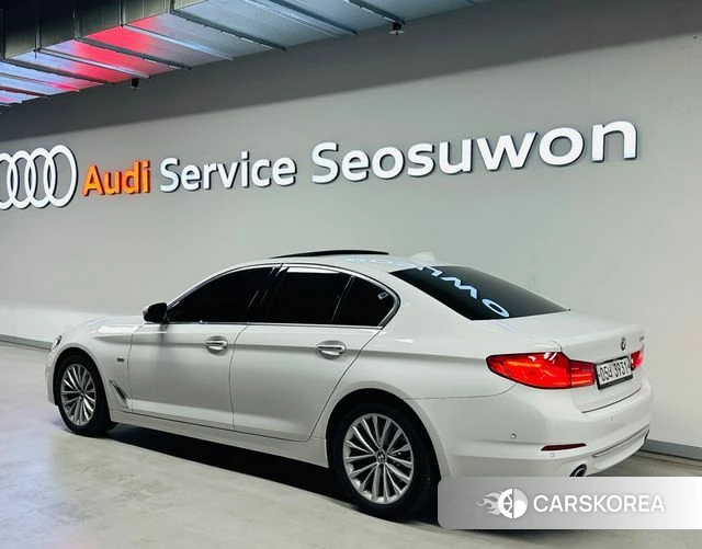 BMW 5 Series (G30) id 4233086 из Кореи 12