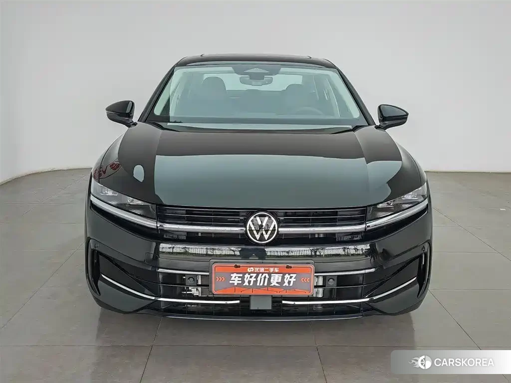 Volkswagen Magotan id 4553930 из Китая 12