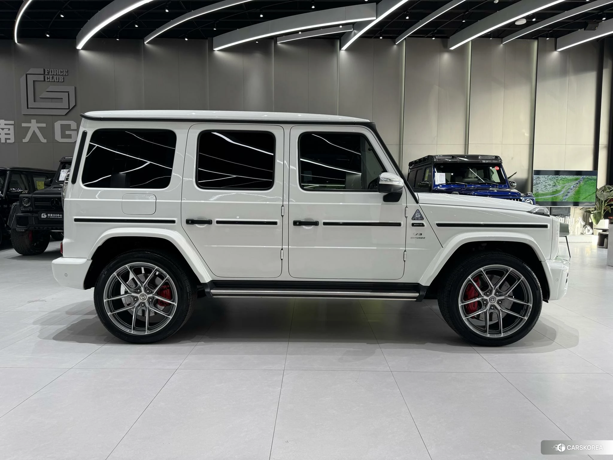 Mercedes-Benz AMG G-Class 2023 Белый из Китая, фото 4