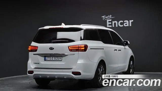 Kia The New Carnival id 2558750 из Кореи 12