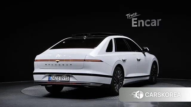 Hyundai Grandeur Hybrid (GN7) id 3502310 из Кореи 12