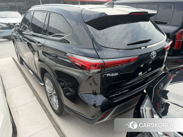 Toyota Highlander 2022 Черный из Китая, фото 2