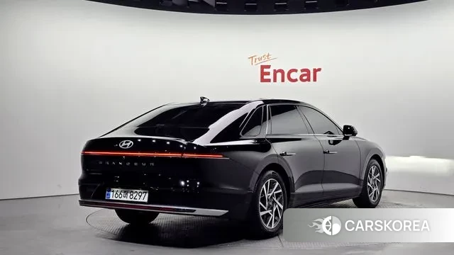 Hyundai Grandeur (GN7) id 3431756 из Кореи 12