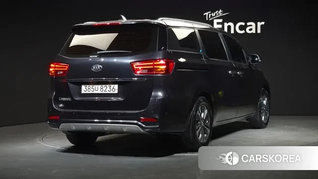 Kia The New Carnival id 3778946 из Кореи 12