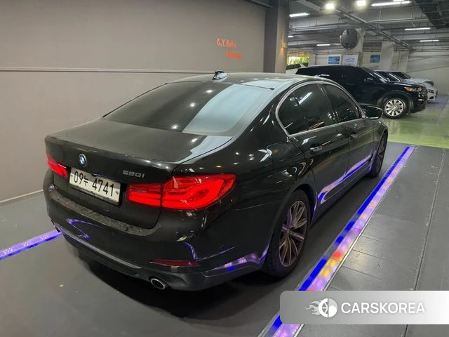 BMW 5 Series (G30) id 4454919 из Кореи 12