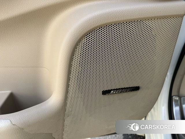 Nissan Noble id 4182723 из Китая 12