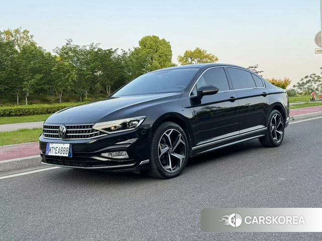 Volkswagen Magotan 2024 Черный из Китая, фото 2