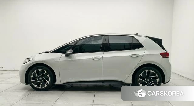 Volkswagen ID.3 2024 Белый из Китая, фото 2