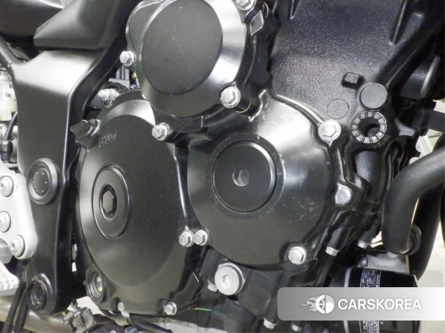 Engine photo