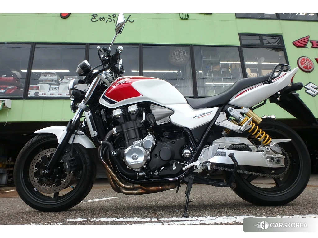 Проданный Honda CB1300SF ABS 2010 из Японии