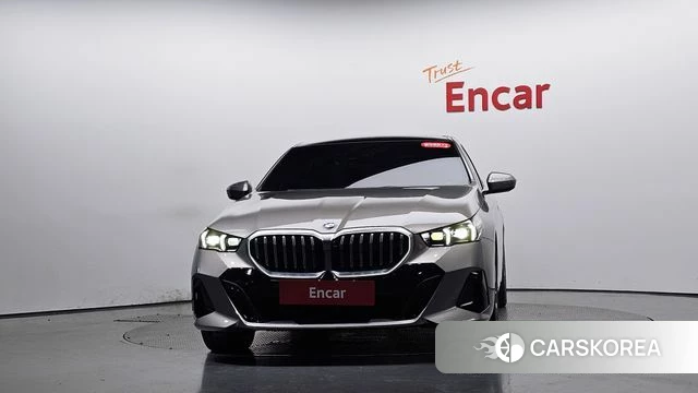 BMW 5 Series (G60) id 4729735 из Кореи 12