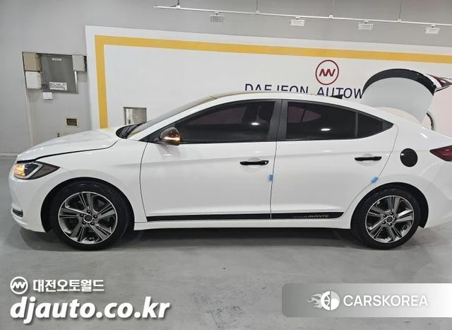 Hyundai Avante AD 2018 Белый из Кореи, фото 2