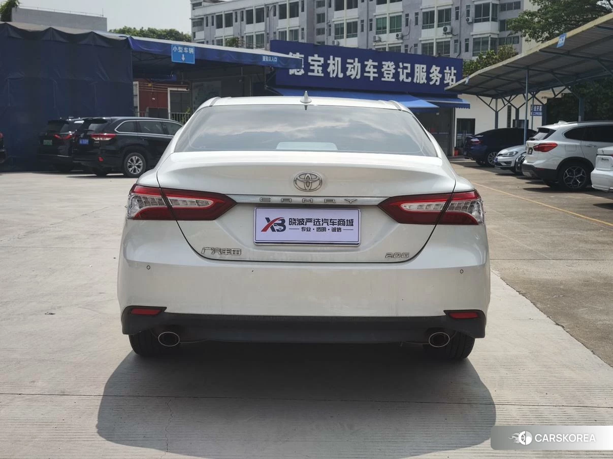 Toyota Camry id 4493118 из Китая 10