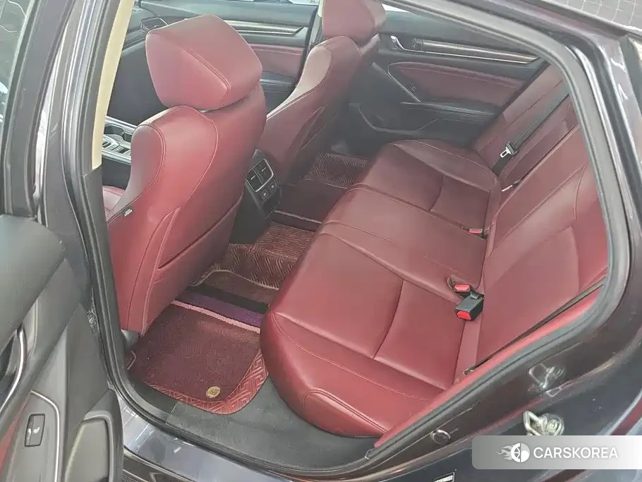 Honda Accord id 4570420 из Китая 8