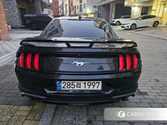 Ford Mustang 2020 Черный из Кореи, фото 2