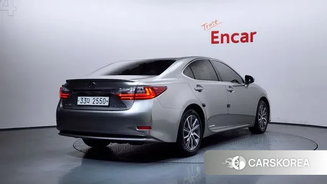 Lexus New ES300h id 3682709 из Кореи 12