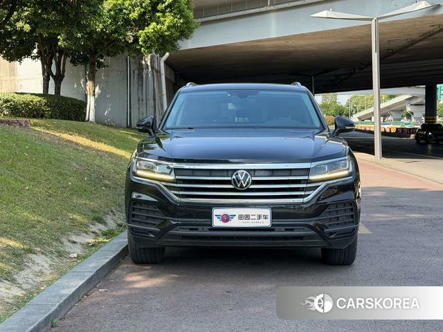 Volkswagen Touareg 2021 Черный из Китая, фото 6