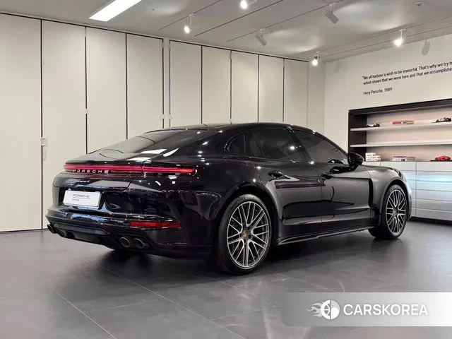 Porsche Panamera (972) 2024 Черный из Кореи, фото 4