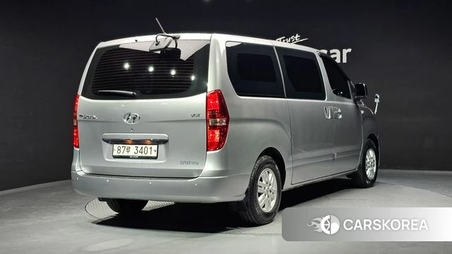 Hyundai The New Grand Starex id 4179767 из Кореи 12