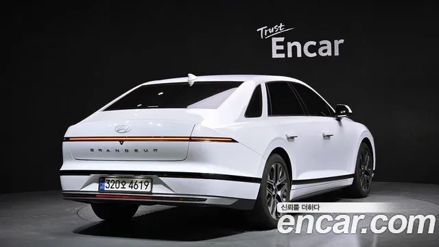 Hyundai Grandeur Hybrid (GN7) id 2867892 из Кореи 12