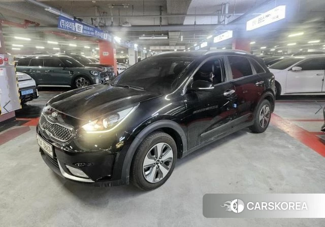 Kia Niro 2018 Черный из Кореи, фото 3