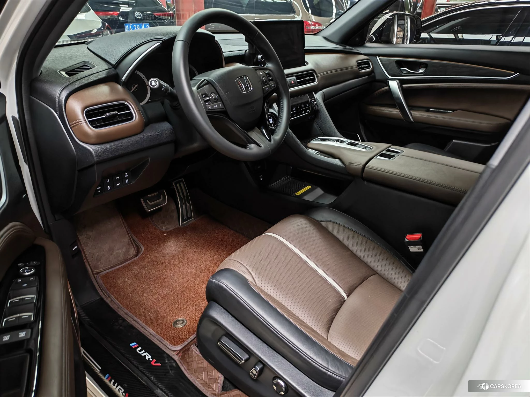 Honda UR-V 2023 Белый из Китая, фото 3