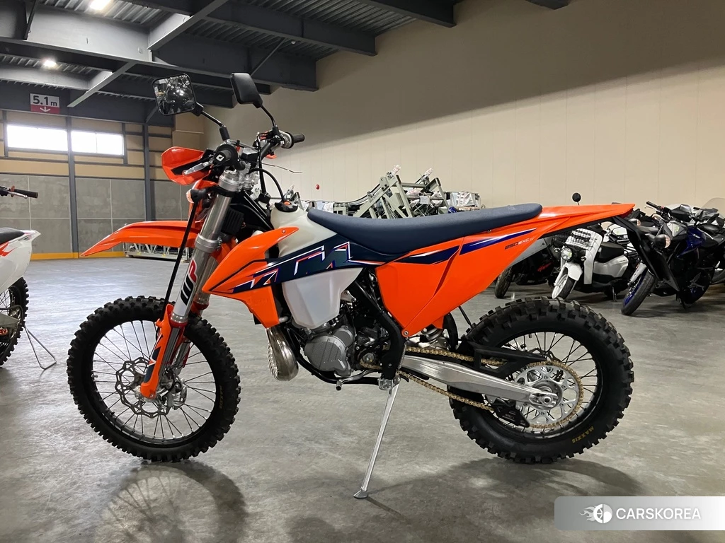 Проданный KTM 250EXC SIXDAYS TPI 2022 из Японии, фото 2