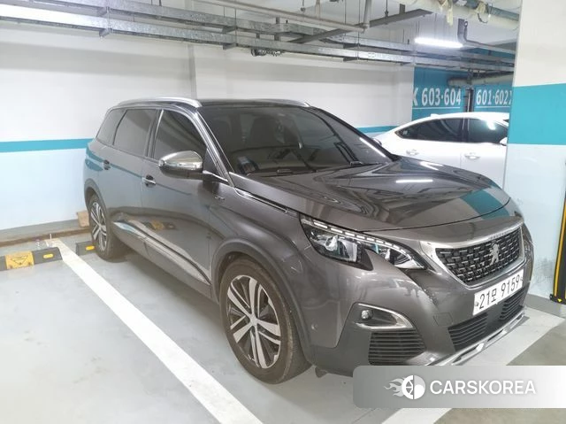 Peugeot 5008 second generation 2018 Серый из Кореи, фото 2