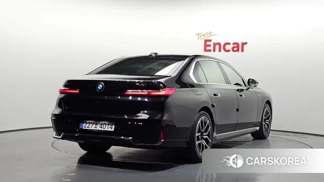 BMW 7 Series (G70) id 3142193 из Кореи 12