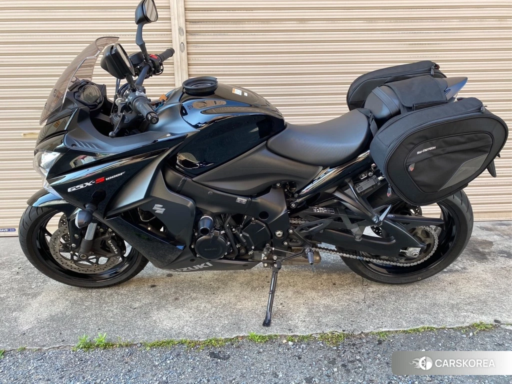 Проданный Suzuki GSX-S1000F 2019 из Японии