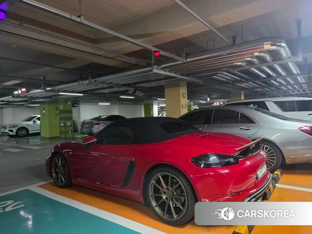 Porsche 718 Boxster 2021 Красный из Кореи, фото 2