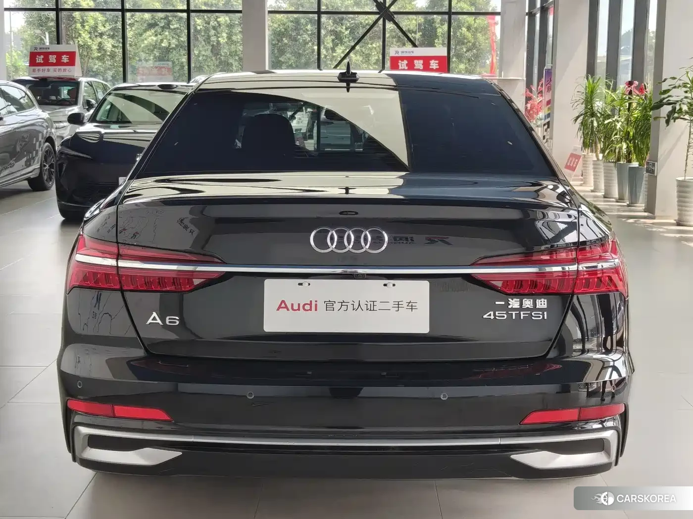 Audi A6L id 4607197 из Китая 8