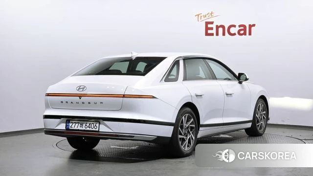 Hyundai Grandeur (GN7) id 4487968 из Кореи 12