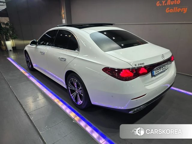 Mercedes-Benz E-Class W214 id 4617417 из Кореи 12