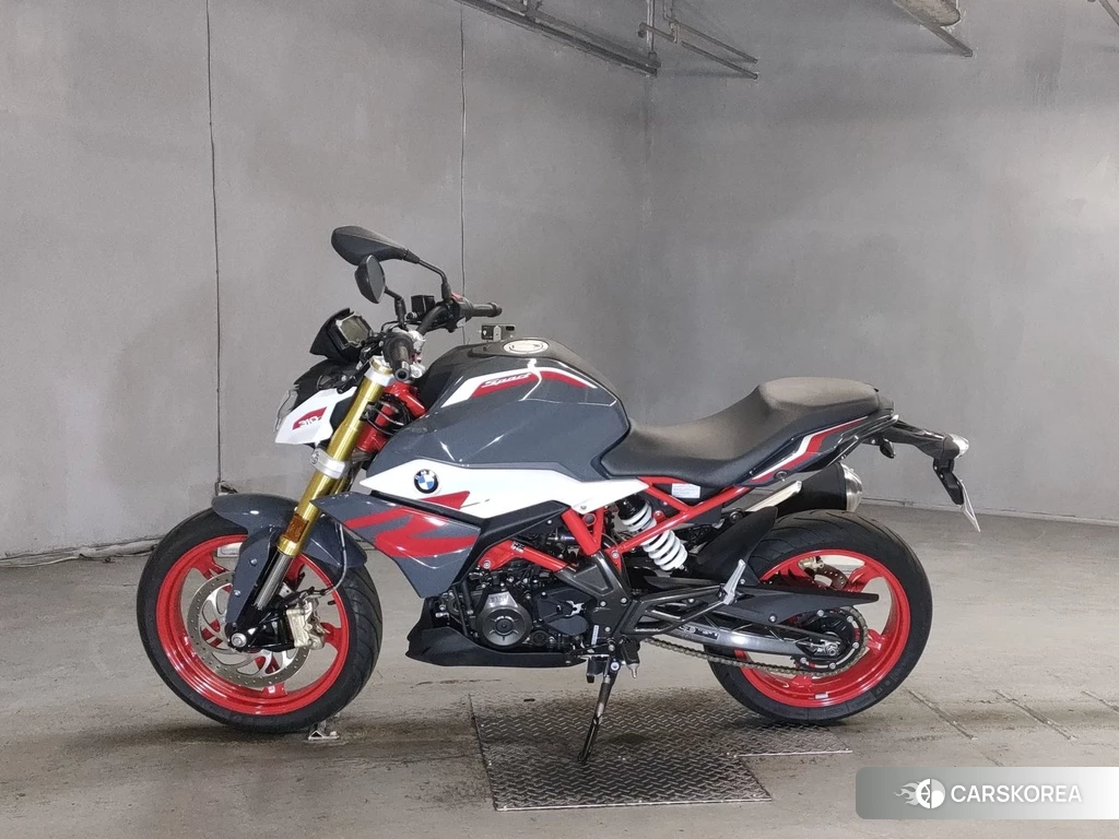 Проданный BMW G310R 2022 из Японии