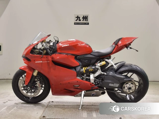 Ducati 1199 PANIGALE 2013 из Японии, фото 3