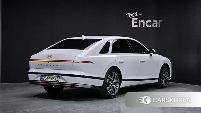 Hyundai Grandeur Hybrid (GN7) id 4200865 из Кореи 12