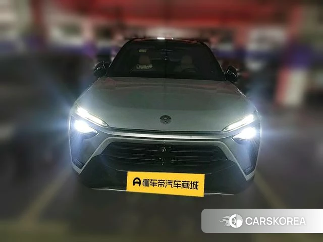 Weilai ES8 2022 Серебристо-серый из Китая, фото 2