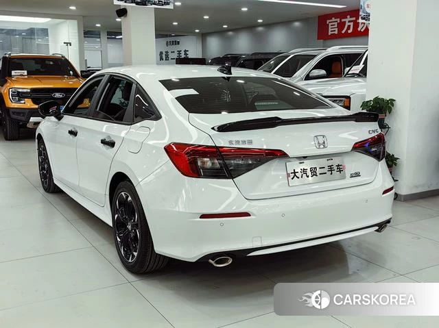 Honda Civic 2024 Белый из Китая, фото 3
