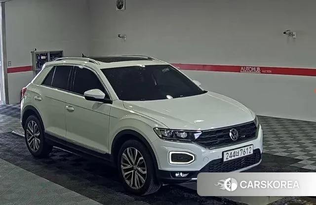 Volkswagen T-Roc 2021 Черный из Кореи, фото 2