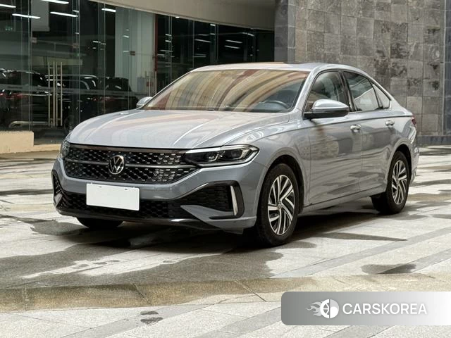 Volkswagen Lavida 2023 Темно-серый из Китая, фото 2
