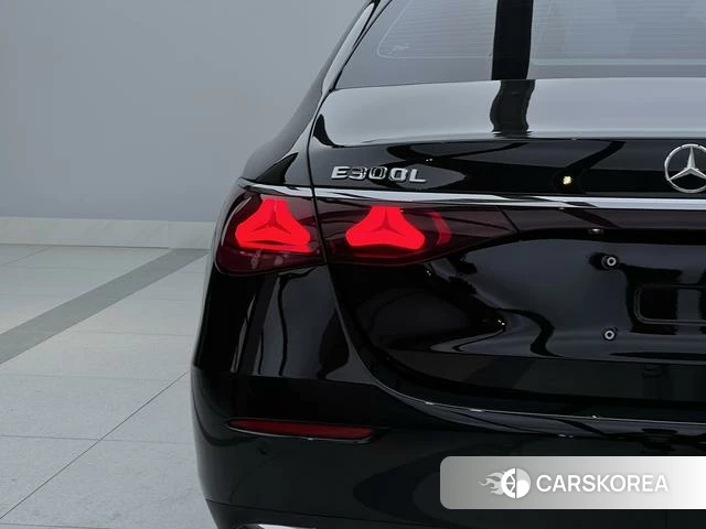 Mercedes-Benz E-class id 4207396 из Китая 12
