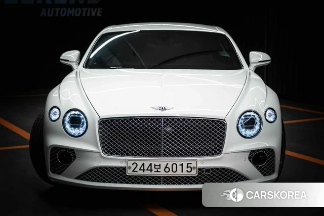 Bentley Continental GT 3rd Generation 2023 Белый из Кореи, фото 2