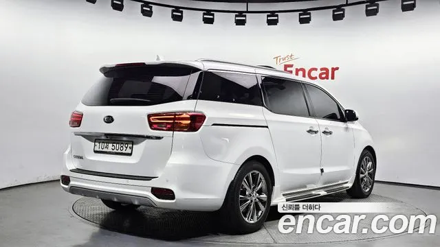 Kia The New Carnival id 2690679 из Кореи 12