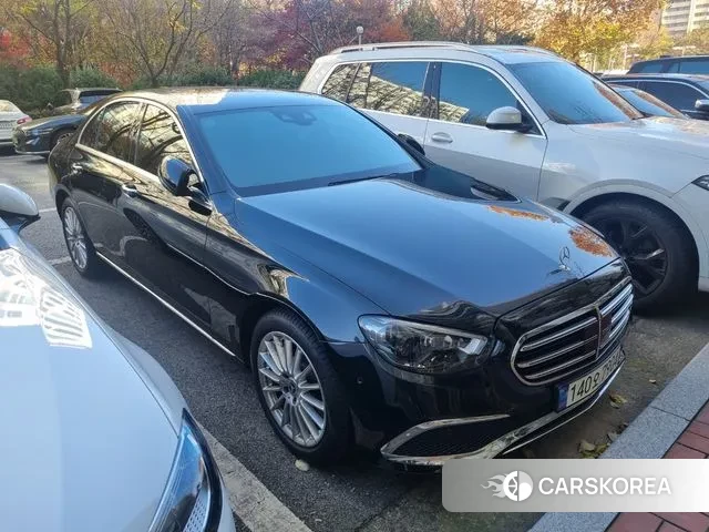 Mercedes-Benz E-Class W213 2021 Черный из Кореи, фото 2